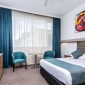 Hotel Comfort Regal Park