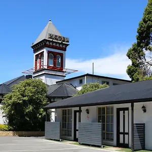 Motel Tower
